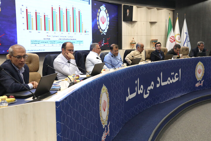 نشست اعضای کمیسیون اقتصادی بامدیران بانک مرکزی