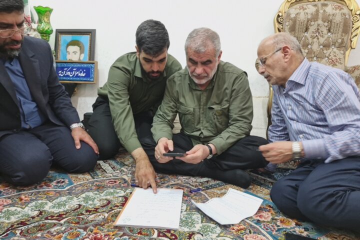 دیدار نایب رئیس مجلس با خانواده شهید زهرا اسدی‌نژاد