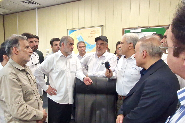 بازدید نیکزاد از پایانه نفتی جزیره خارک