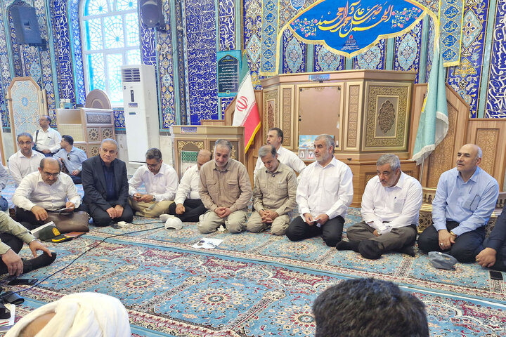 دیدار نایب رییس مجلس با رزمندگان و مردم جزیره خارک