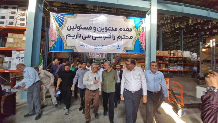 بازدید نایب‌رئیس مجلس از انبارهای تملیکی بوشهر
