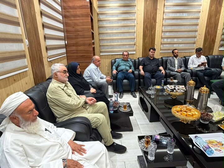 دولت باید همپای خیرین سلامت خنج به وظایف خود عمل کند/ وزیر بهداشت به منطقه دعوت می‌شود