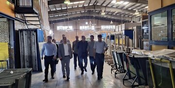 بازدید عباسپور از شرکت تولیدی شیشه بهنور