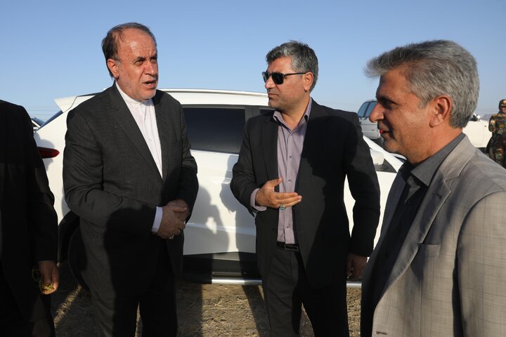 کلنگ‌زنی پروژه دروازه قرآن نهبندان با حضور نایب رئیس مجلس