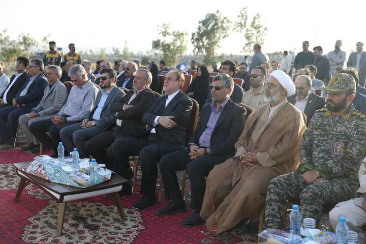 کلنگ‌زنی ساخت هتل ۵ ستاره نهبندان با حضور نایب رئیس مجلس