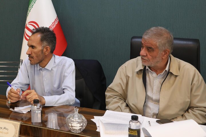 نشست کمیسیون شوراها برای بررسی طرح تحقیق و تفحص مدیریت پسماند استان گیلان