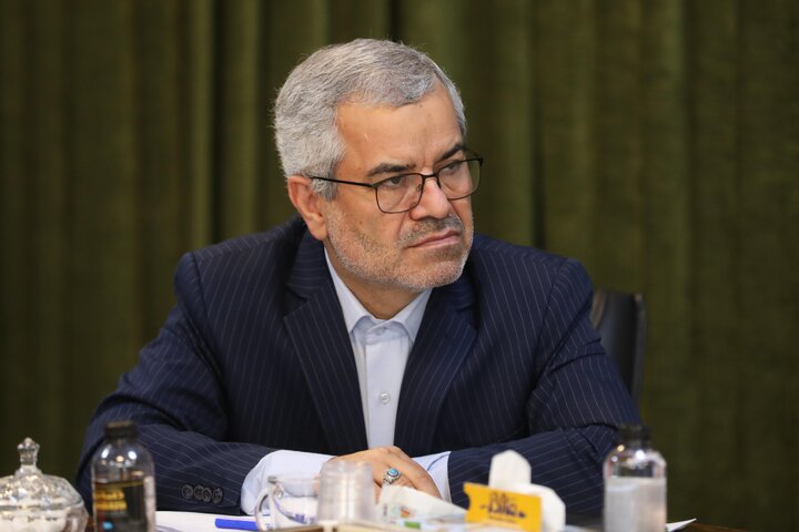 نشست کمیسیون شوراها برای بررسی طرح تحقیق و تفحص مدیریت پسماند استان گیلان