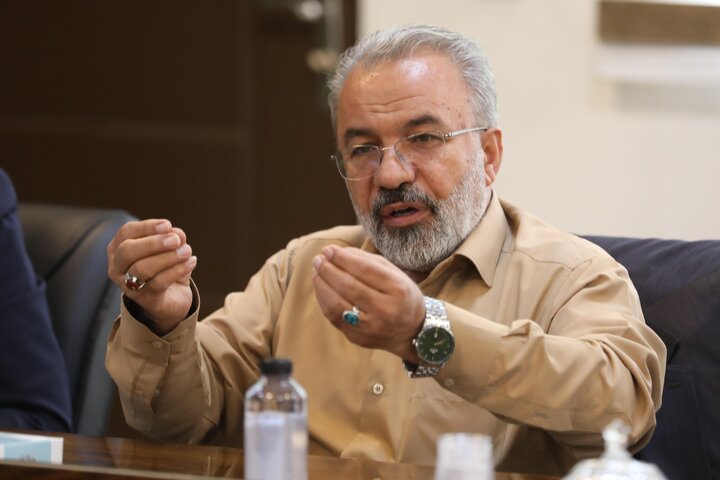 نشست کمیسیون شوراها و امور داخلی مجلس برای بررسی طرح تحقیق و تفحص از استانداری زنجان