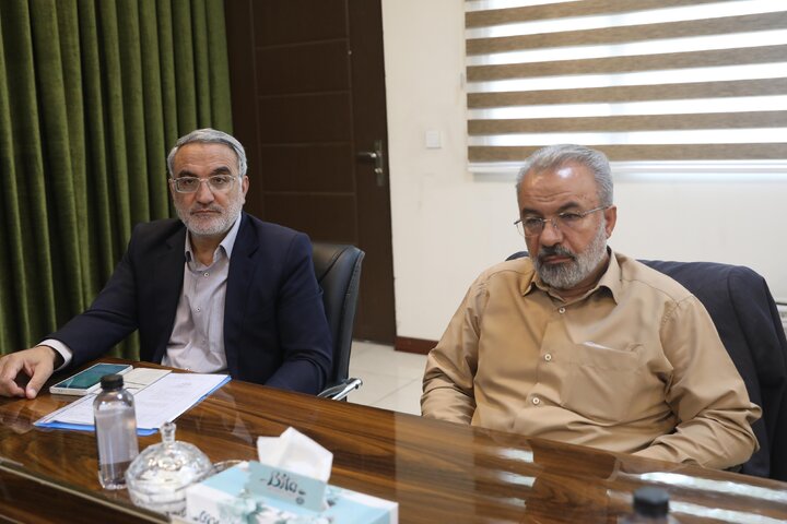 نشست کمیسیون شوراها و امور داخلی مجلس برای بررسی طرح تحقیق و تفحص از استانداری زنجان