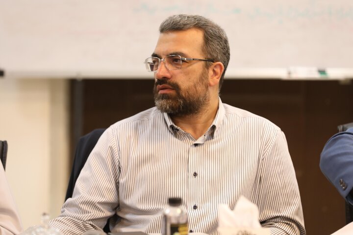 نشست کمیسیون شوراها و امور داخلی مجلس برای بررسی طرح تحقیق و تفحص از استانداری زنجان