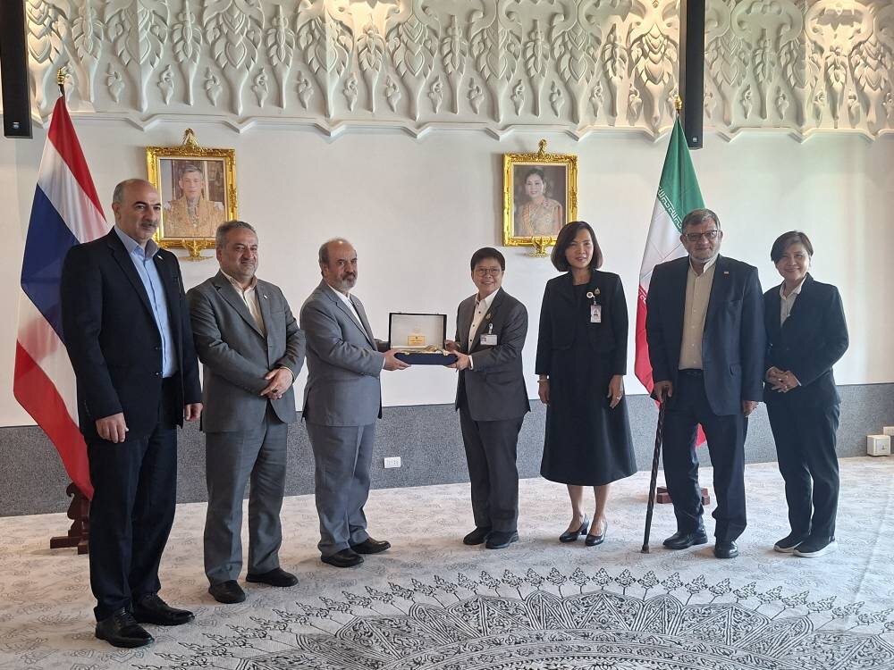 دیدار هیات اعزامی جمهوری اسلامی ایران با نائب رئیس اول پارلمان تایلند / حمایت همه جانبه مجلس تایلند از توسعه همکاری ها و تعاملات دو کشور