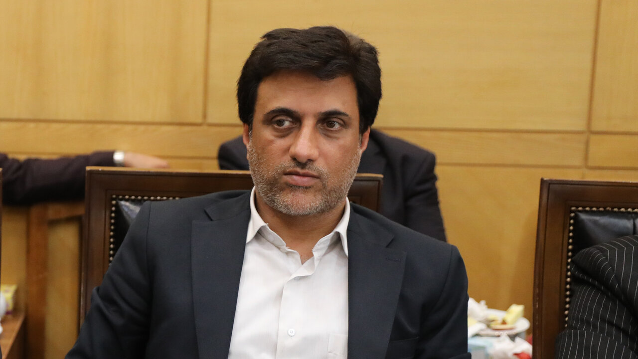 تأخیر در پرداخت مطالبات گندمکاران، معیشت آنان را تحت فشار قرار داده است/گندمکاران چشم‌انتظار پرداخت مطالبات باقی مانده