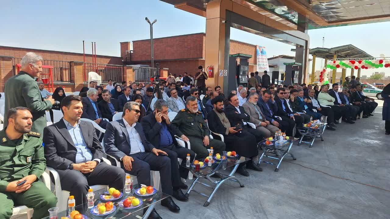 افتتاح جایگاه سوخت محمودآباد نمونه با حضور نماینده مردم قزوین در مجلس
