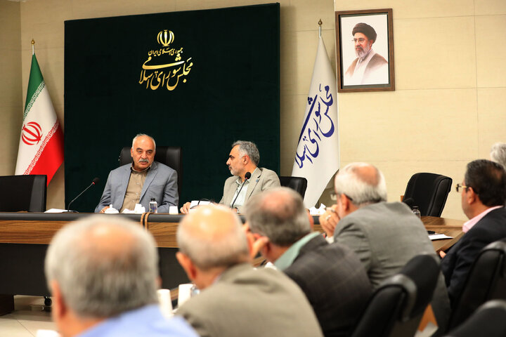 نشست کمیته اموزش عالی و پزشکی با بررسی عملکرد دانشگاه پیام نو