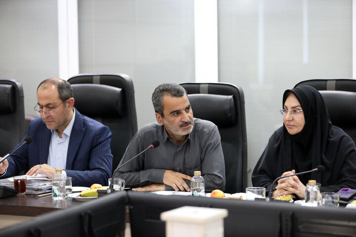 نشست کمیسیون اصل 44مجلس شورای اسلامی با موضوع بررسی بورس
