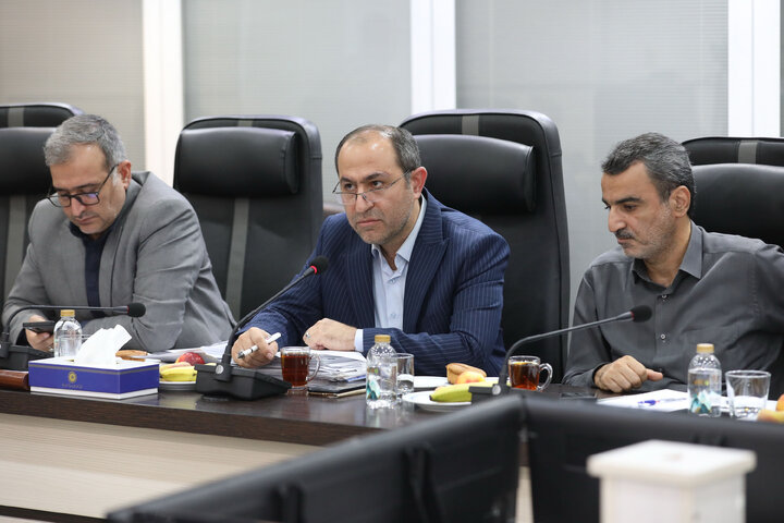 نشست کمیسیون اصل 44مجلس شورای اسلامی با موضوع بررسی بورس