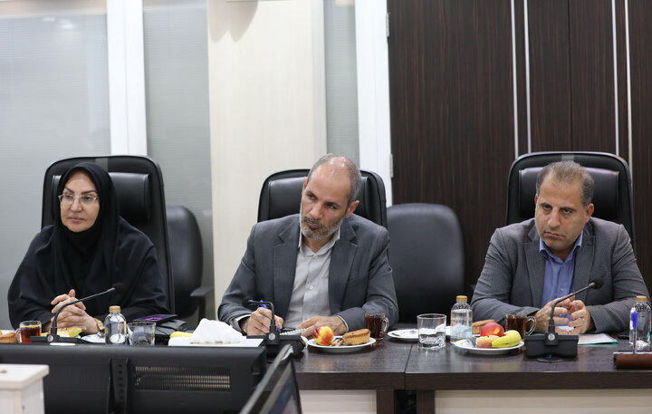 نشست کمیسیون اصل 44مجلس شورای اسلامی با موضوع بررسی بورس