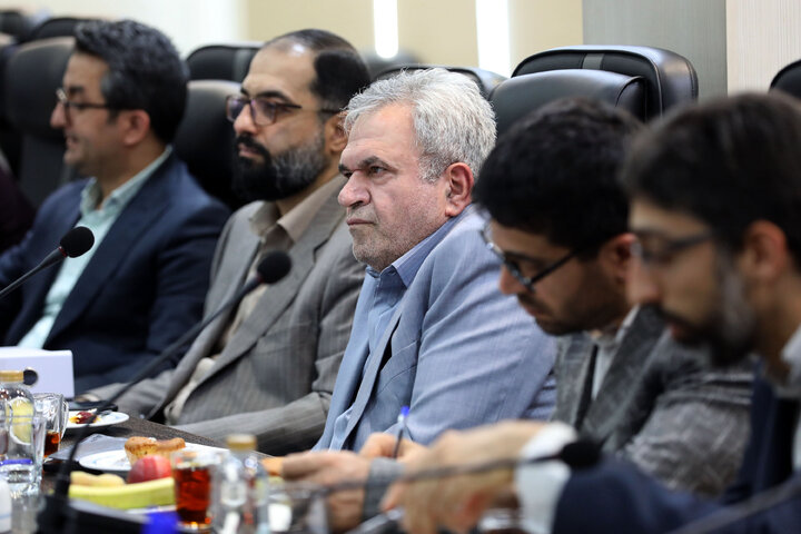 نشست کمیسیون اصل 44مجلس شورای اسلامی با موضوع بررسی بورس