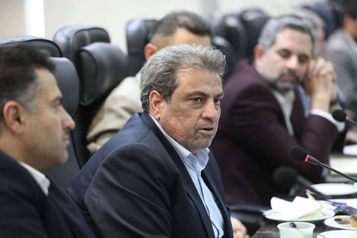 نشست کمیسیون اصل 44مجلس شورای اسلامی با موضوع بررسی بورس