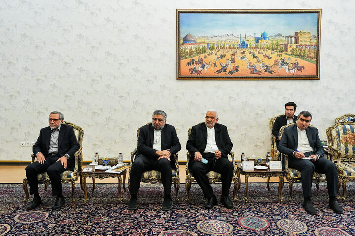دیدار مسئول ارتباطات اسلامی جنبش حماس با دکتر قالیباف