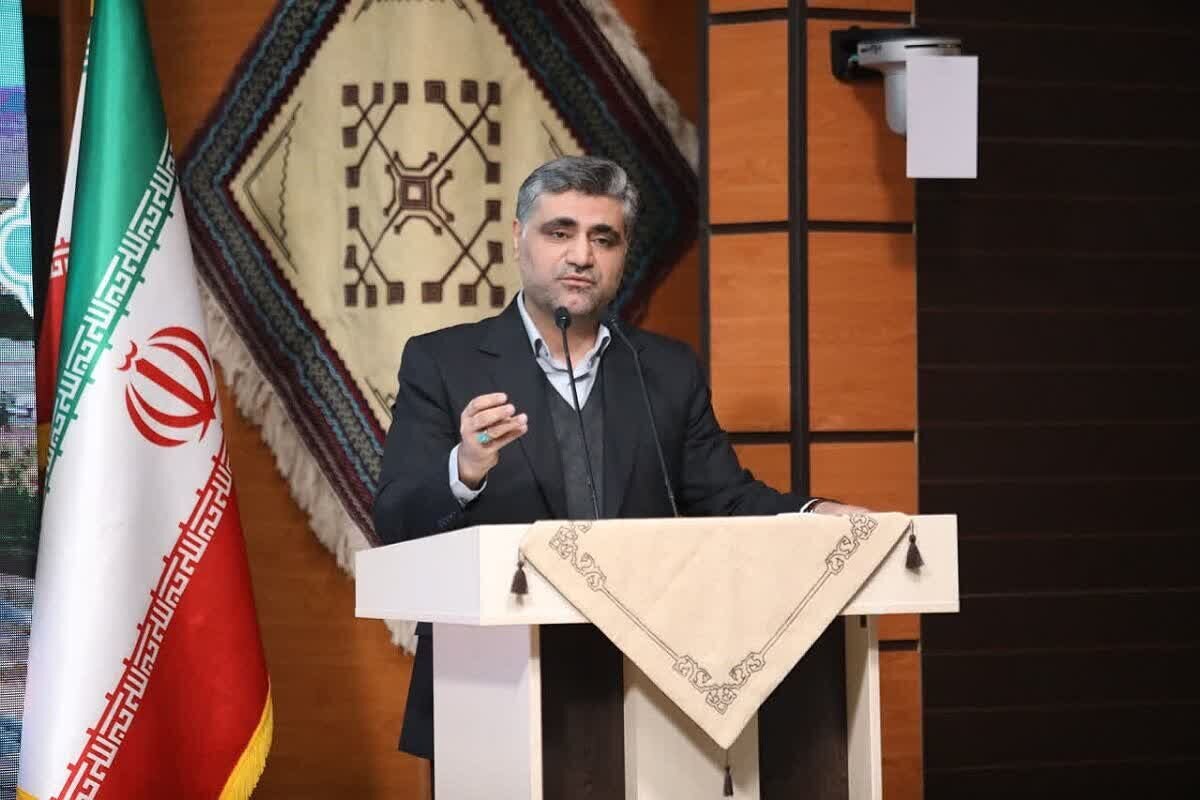 توسعه زیرساخت‌ها پیش‌شرط بهره‌گیری از ظرفیت‌های خراسان جنوبی است/ضرورت برخورد یکسان با قاچاق سوخت در مرزهای کشور
