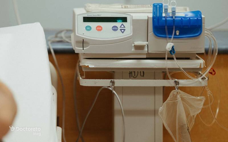 ۱۰ دستگاه دیالیز پیشرفته به شهرستان دشتستان تحویل شد