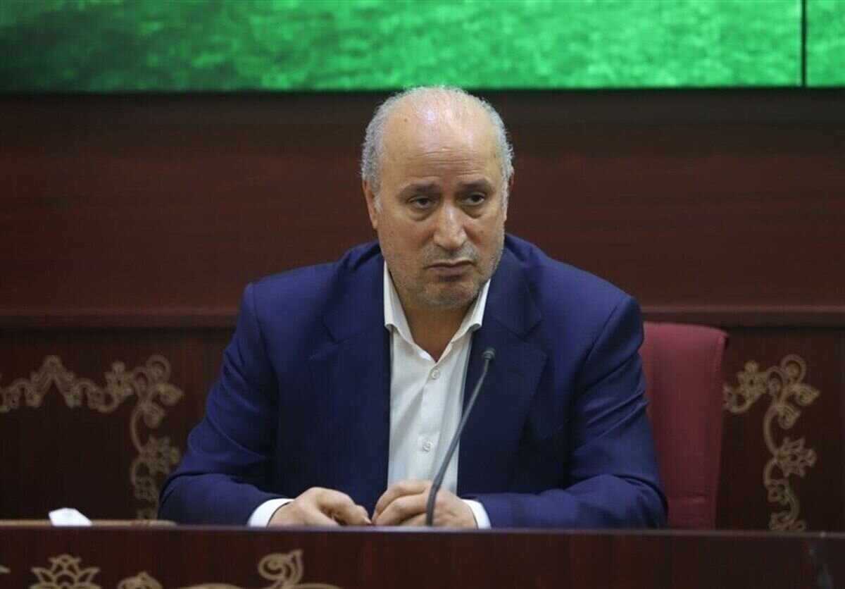 نشست احمد مرادی با معاون امور استانهای صدا و سیما و رئیس فدراسیون فوتبال؛ بررسی ظرفیتهای ورزشی هرمزگان
