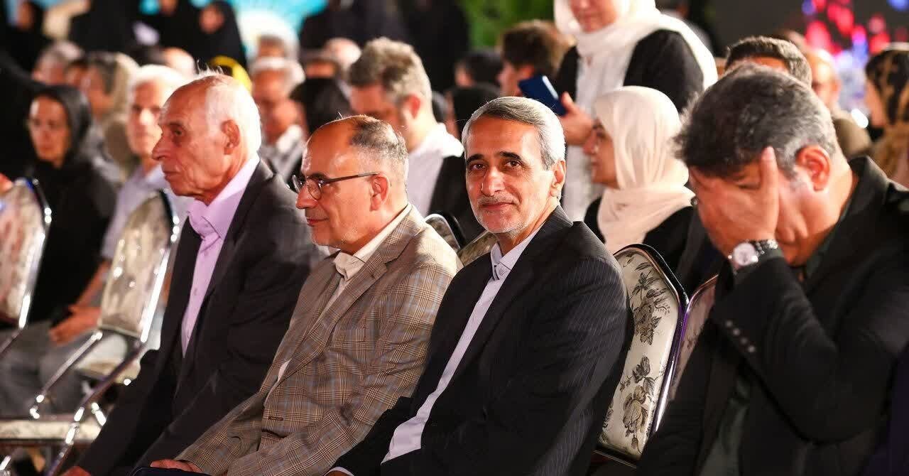 مراسم تجلیل از چهرههای نامآور فرهنگ و هنر اصفهان