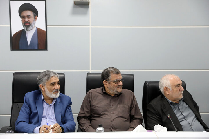 نشست کمیسیون اعضای برنامه و بودجه با رئیس کل سازمان امور مالیاتی