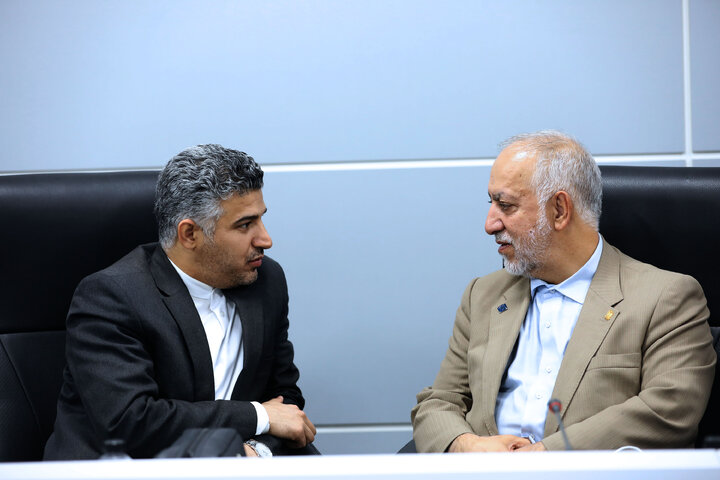 نشست کمیسیون اعضای برنامه و بودجه با رئیس کل سازمان امور مالیاتی
