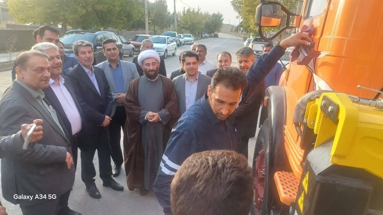 چاره‌اندیشی برای حل مشکلات آب شرب شهرستان گرمه در حضور شهریاری