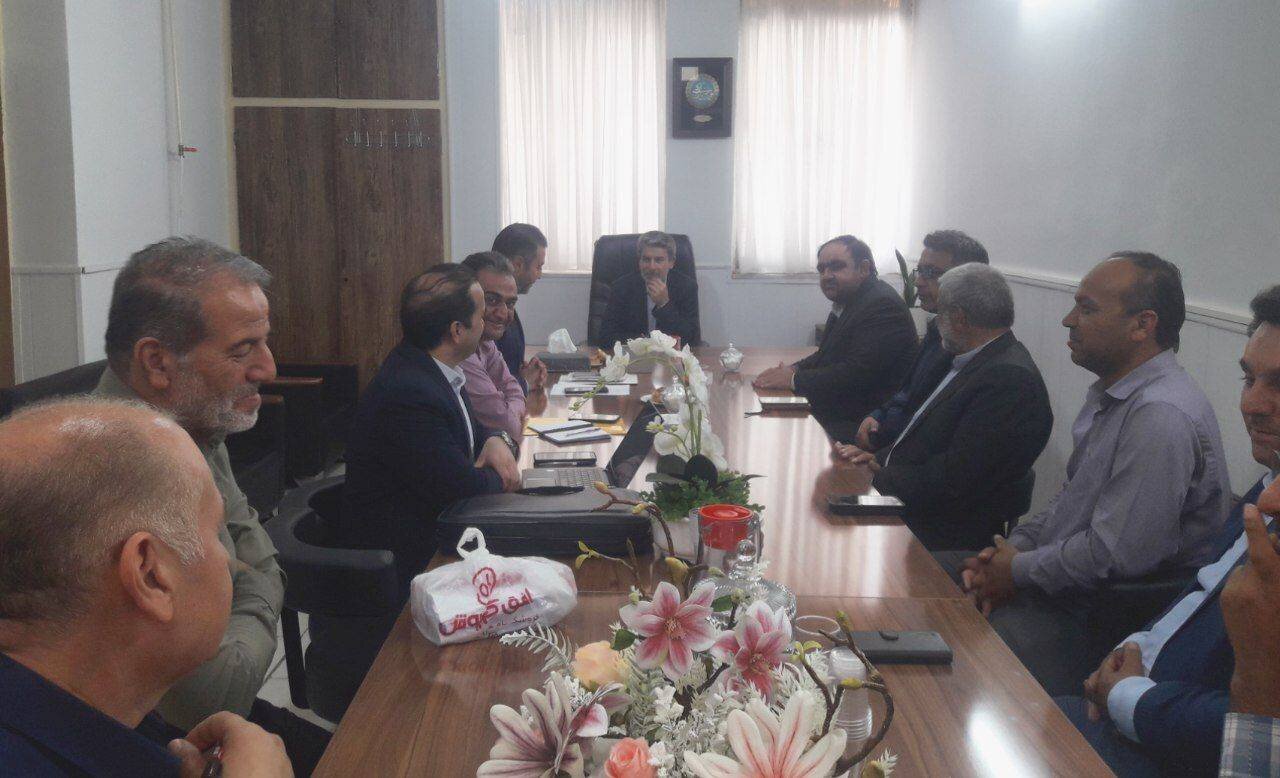 چارهاندیشی برای حل مشکلات آب شرب شهرستان گرمه در حضور شهریاری