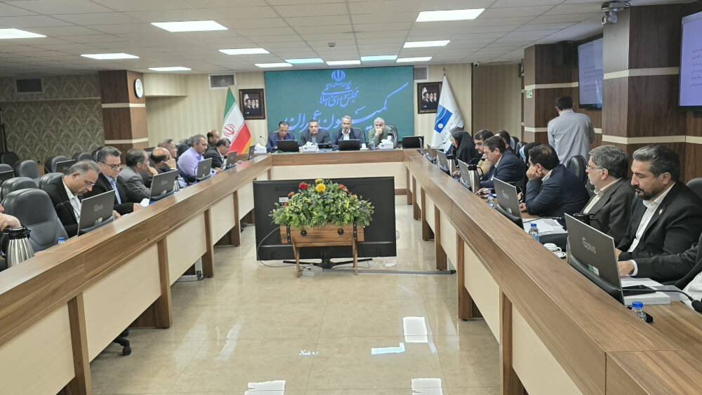 جزئیات بررسی ۳ طرح مهم در کمیسیون عمران؛&nbsp; از اصلاح سازوکار تخصیص ۵۰ همت قیر رایگان تا چکش‌کاری طرح حاکمیت بر تنگه هرمز