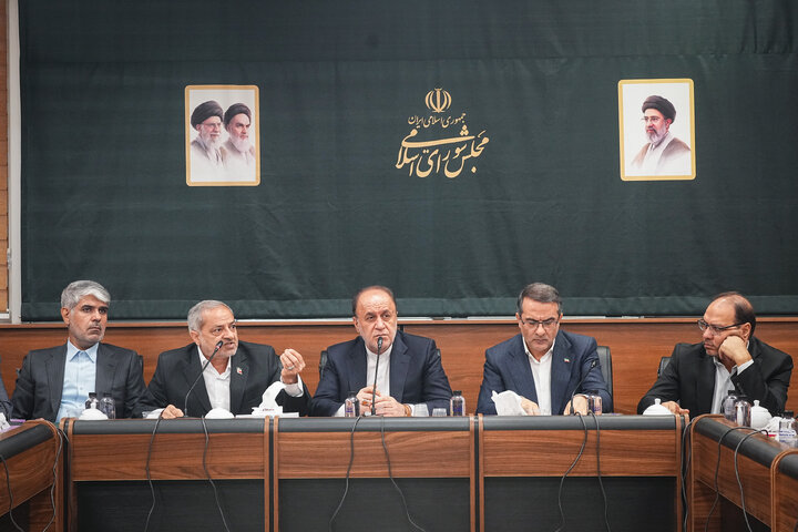 نشست فراکسیون فرهنگیان با حضور نایب رئیس مجلس و وزیر آموزش و پرورش
