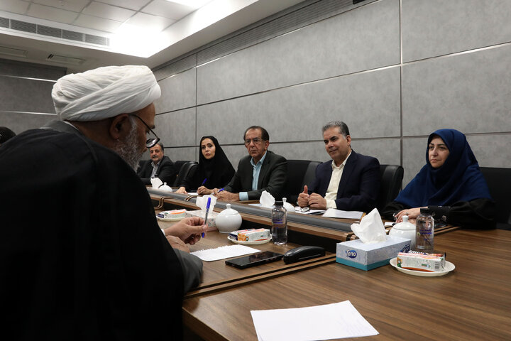 نشست کمیسیون اصل نود م مجلس شورای اسلامی با معاون رئیس‌ جمهور و رئیس سازمان حفاظت محیط زیست