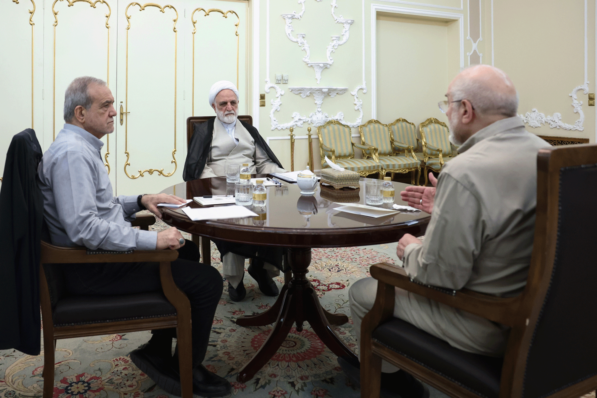 تأکید سران قوا بر تحکیم وحدت ملی و اقتدار ایران