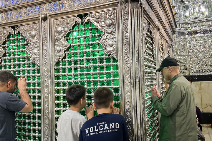 حضور دکتر قالیباف رئیس مجلس در حرم مطهر حضرت عبدالعظیم حسنی(ع)