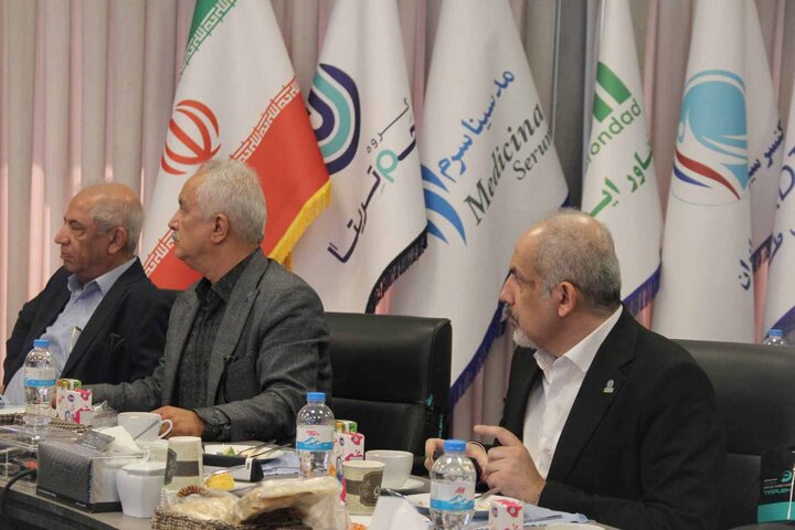 بازدید کمیسیون بهداشت مجلس از کنسرسیوم دیالیز ایران