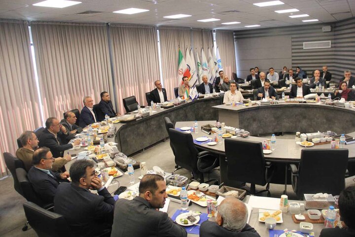 بازدید کمیسیون بهداشت مجلس از کنسرسیوم دیالیز ایران