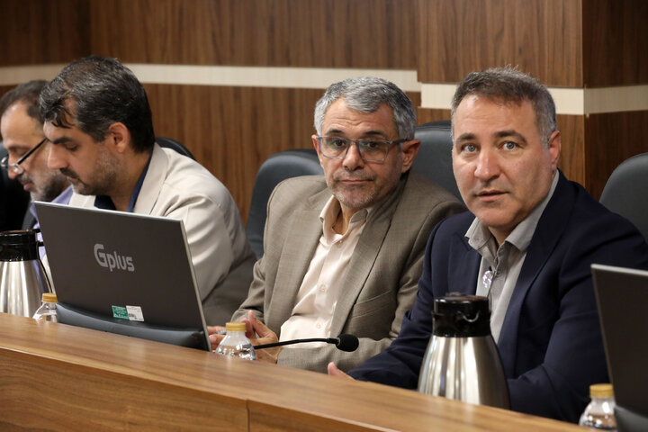 نشست کمیسیون عمران مجلس با حضور وزیر راه و شهرسازی