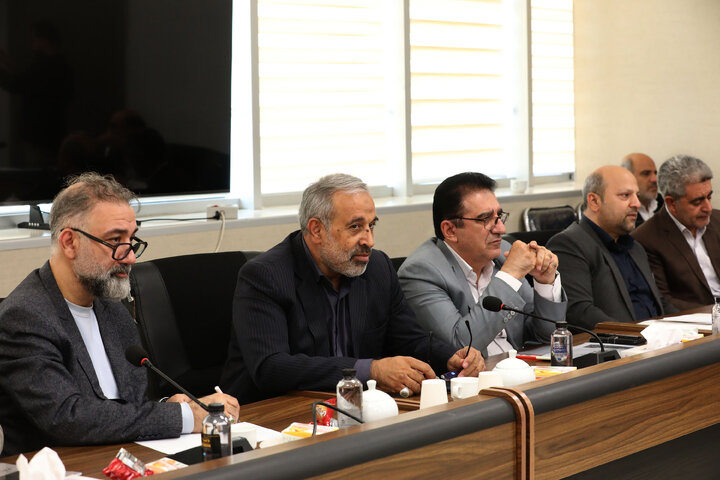 نشست کمیسیون فرهنگی مجلس با حضور وزیر فرهنگ و ارشاد اسلامی