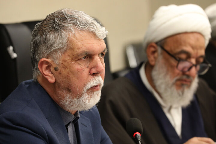 نشست کمیسیون فرهنگی مجلس با حضور وزیر فرهنگ و ارشاد اسلامی