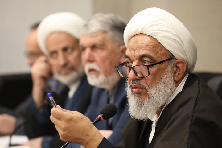 نشست کمیسیون فرهنگی مجلس با حضور وزیر فرهنگ و ارشاد اسلامی