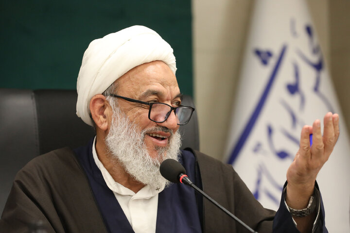 نشست کمیسیون فرهنگی مجلس با حضور وزیر فرهنگ و ارشاد اسلامی