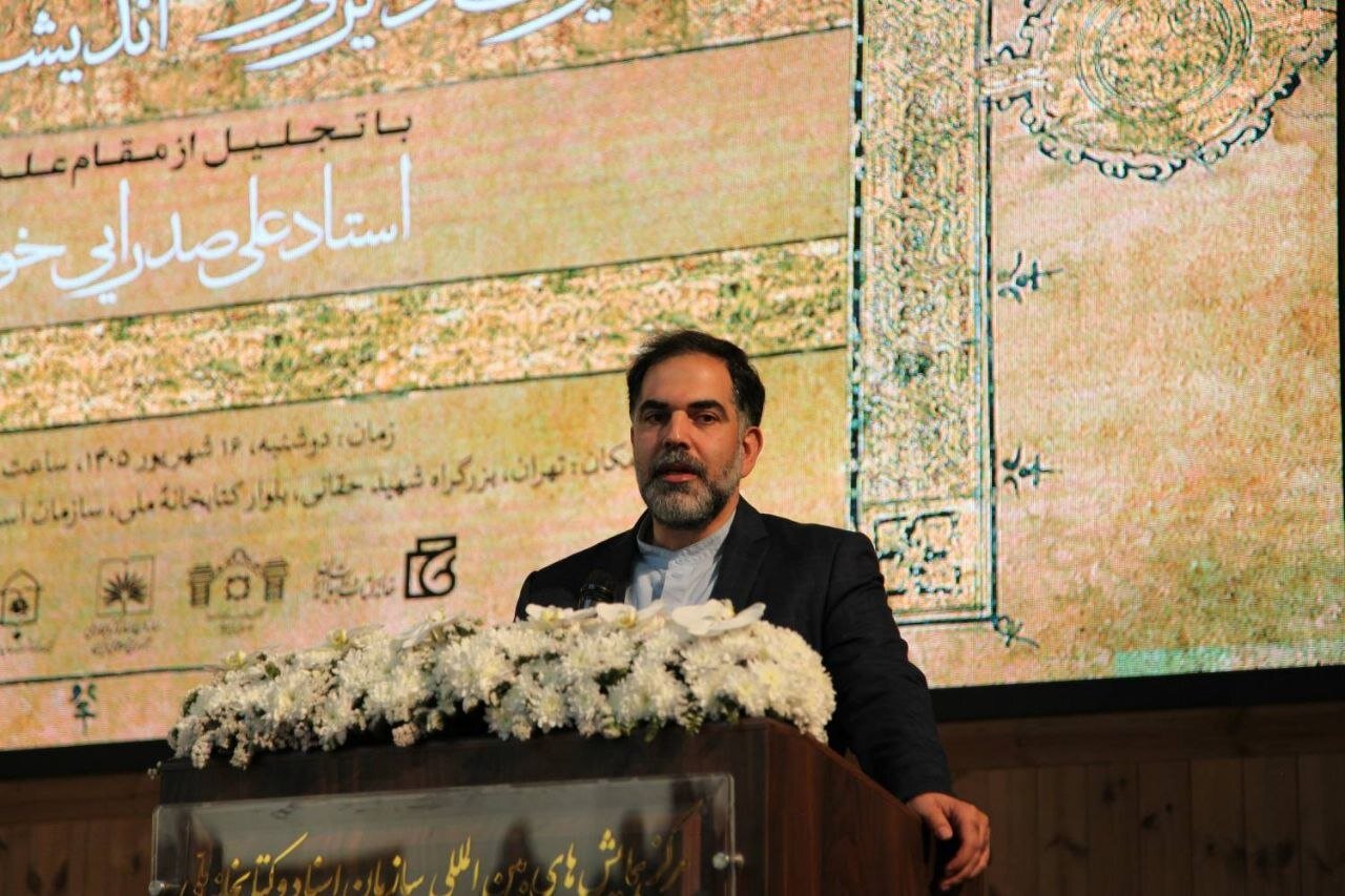 نسخ خطی باید به نیازهای جامعه معاصر پاسخ دهند