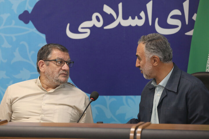 جلسه مجمع نمایندگان استان تهران با موضوع حمل نقل ریلی استان تهران