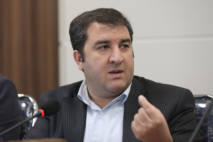 جلسه مجمع نمایندگان استان تهران با موضوع حمل نقل ریلی استان تهران
