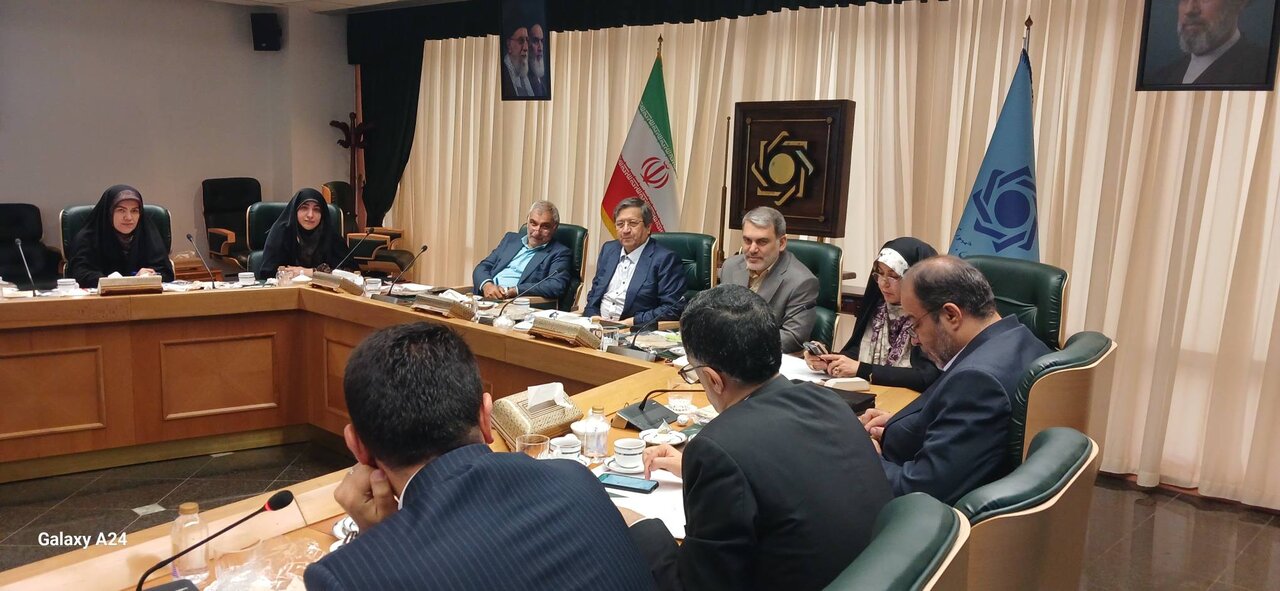 سازوکار تهاتر خدمات نیروی کار اتباع افغانستان با کالا بررسی شد/ گردش حساب در رتبهبندی اعتباری فعالان اقتصادی لحاظ میشود