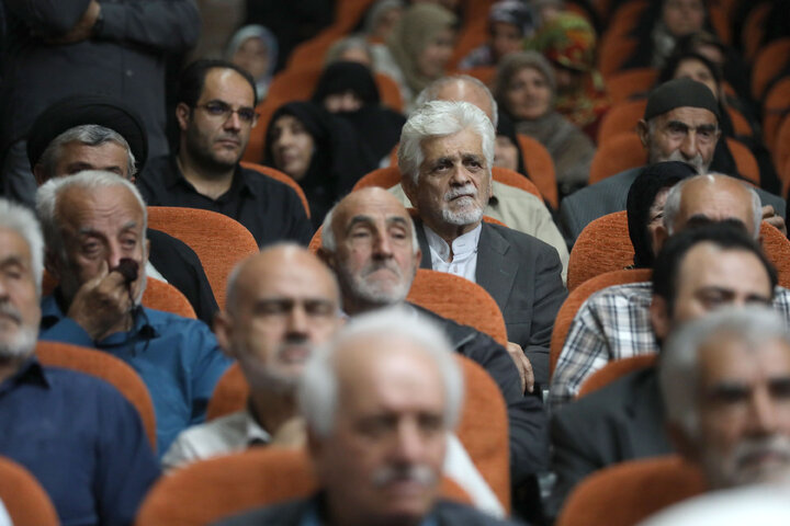حضور نیکزاد نایب رئیس مجلس در مراسم سالگرد ارتحال آیت الله طالقانی