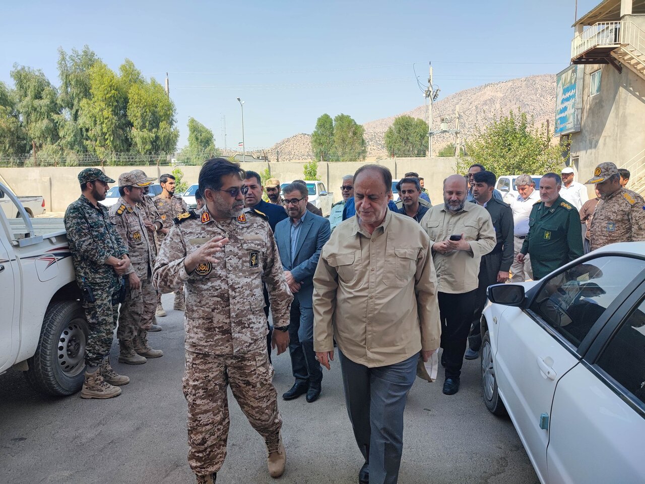 سفر حاجیبابایی به استان کرمانشاه/ بازدید از مناطق مرزی در دستور کار نایب رئیس مجلس سفر حاجیبابایی به استان کرمانشاه/ بازدید از مناطق مرزی در دستور کار نایب رئیس مجلس